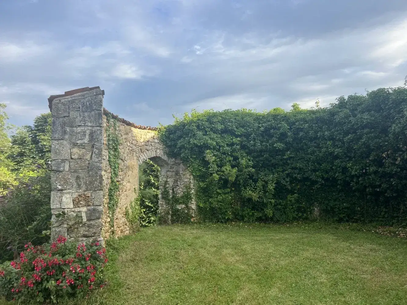Castle 108m² in France, Le Vision. Priced at 246000€ rent photo-4