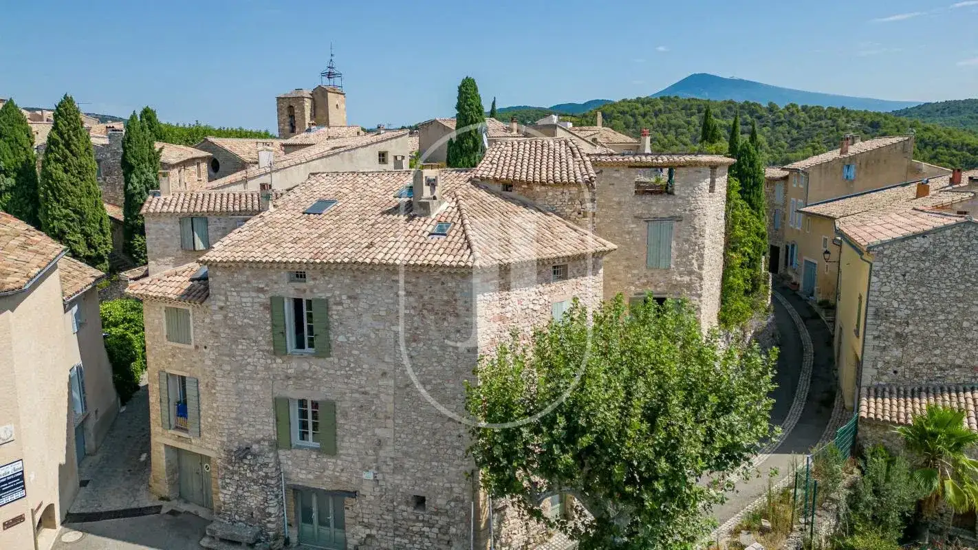 Castle 355m² in France, Le Barrou. Priced at 1150000€ rent photo-5