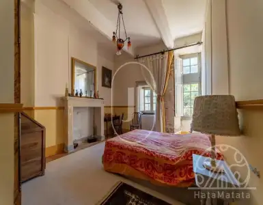 Buy in France for 795000€