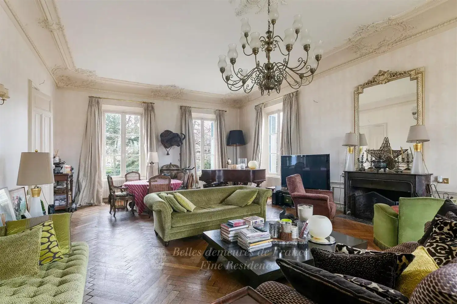 Castle 750m² in France, Kosh-an-Wush. Priced at 790000€ rent photo-2