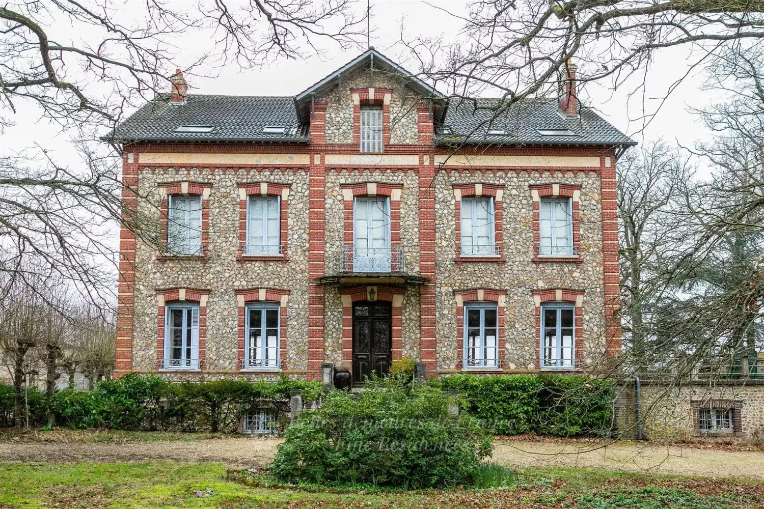 Castle 750m² in France, Kosh-an-Wush. Priced at 790000€ rent photo-7