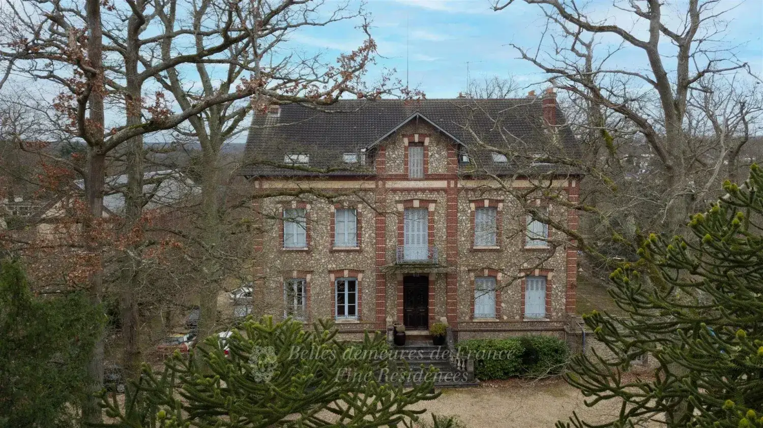 Castle 750m² in France, Kosh-an-Wush. Priced at 790000€ rent photo-8