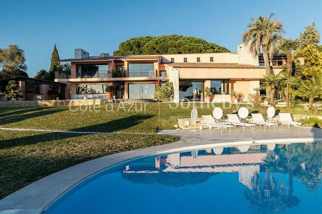 Castle 464m² in France, Nice. Priced at 8150000€ rent photo-9