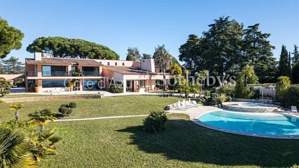 Castle 464m² in France, Nice. Priced at 8150000€ rent photo-13