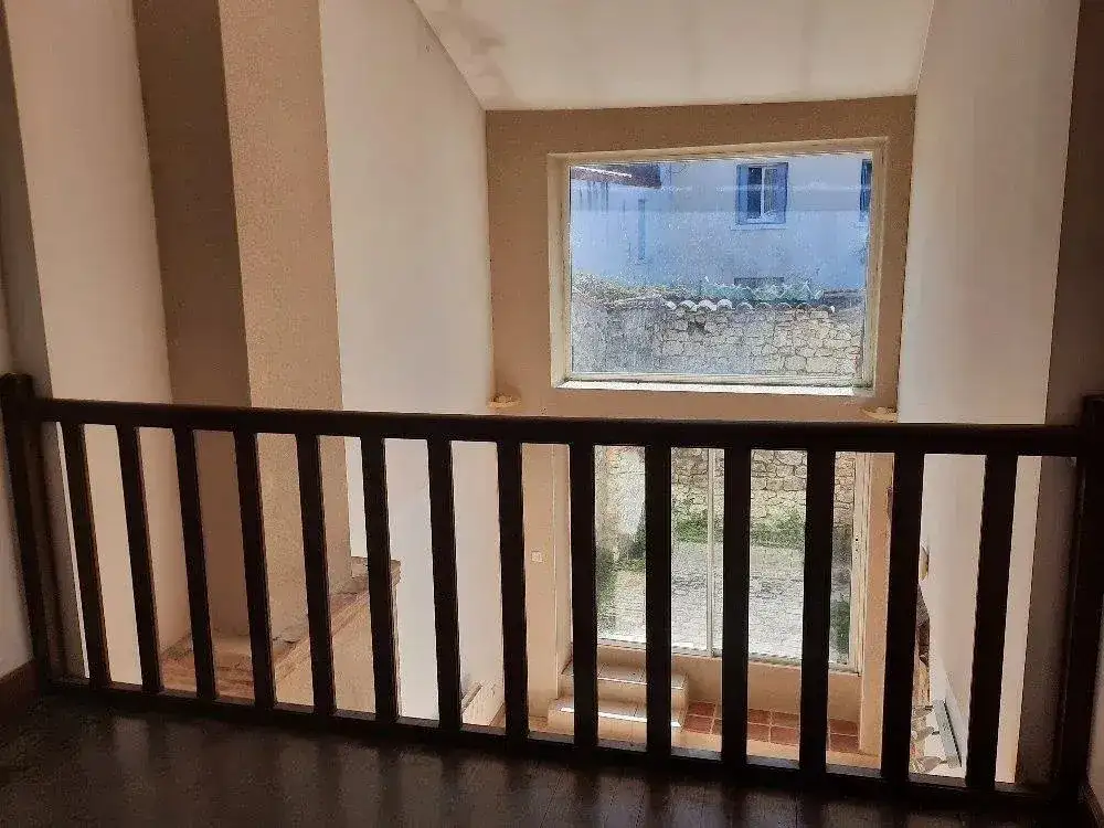 Castle 136m² in France, La Rochefoucauld-en-Angoumois. Priced at 99990€ rent photo-12