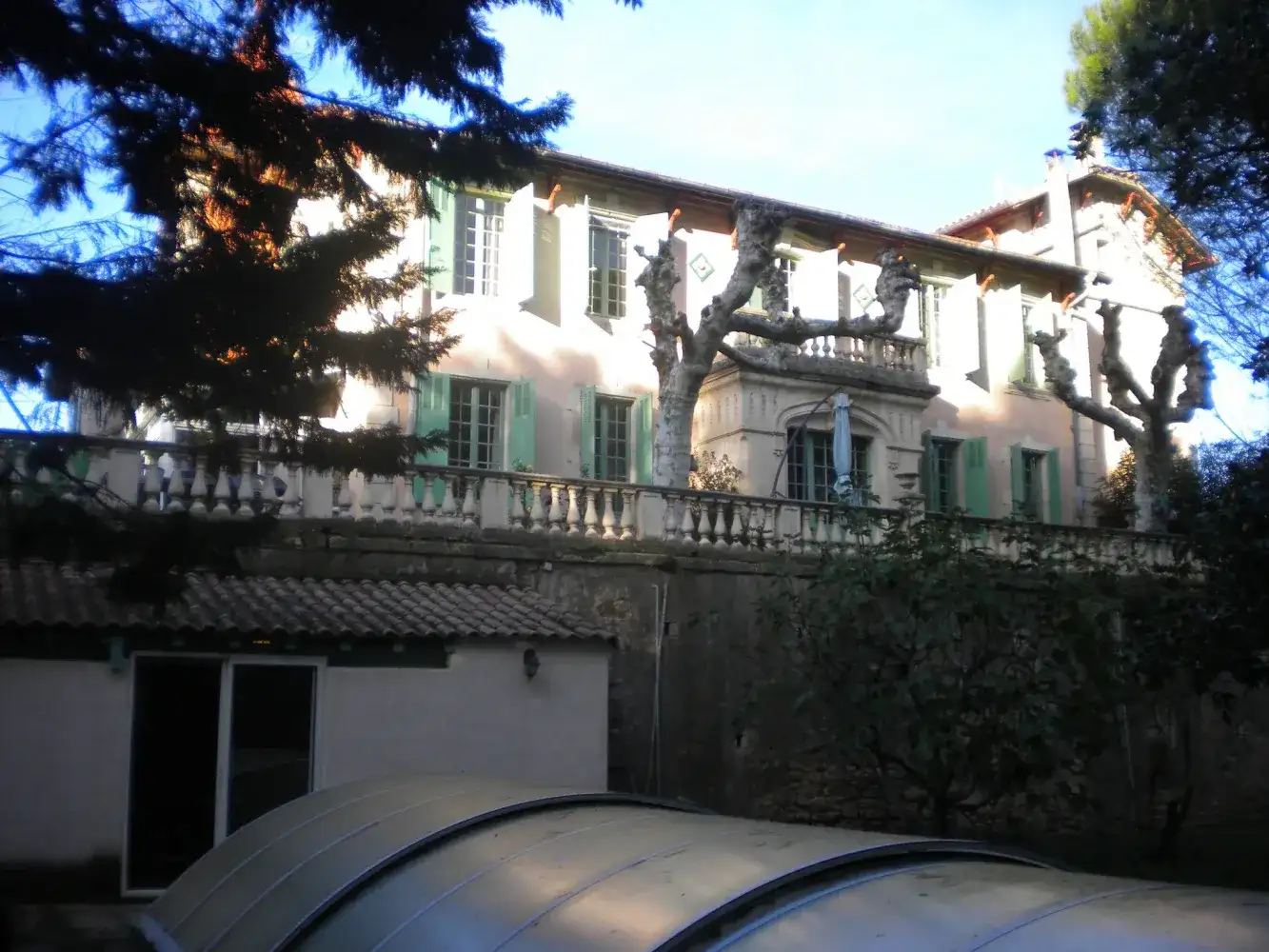Castle 170m² in France, Pont Saint-Esprit. Priced at 440000€ rent photo-1
