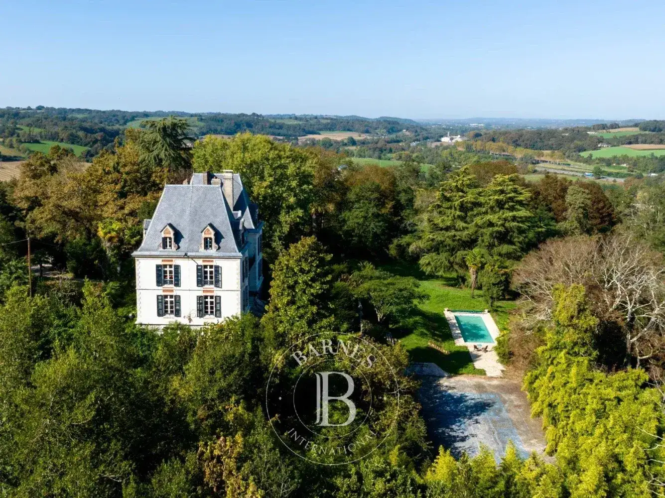 Castle 520m² in France, Сали-де-Беарн. Priced at 690000€ rent photo-20