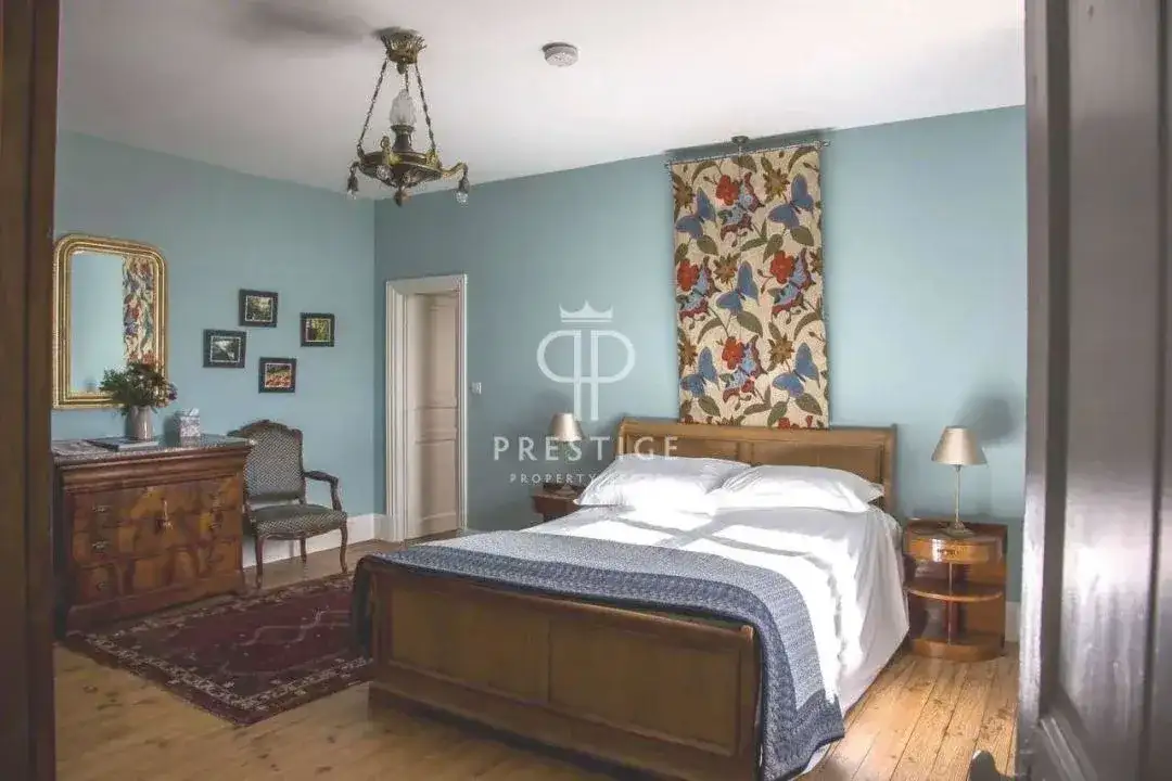 Castle 440m² in France, Exidoy. Priced at 1290000€ rent photo-1