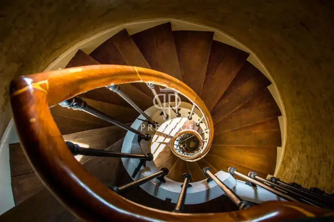 Castle 440m² in France, Exidoy. Priced at 1290000€ rent photo-7