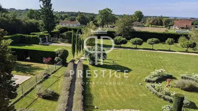 Castle 440m² in France, Exidoy. Priced at 1290000€ rent photo-10