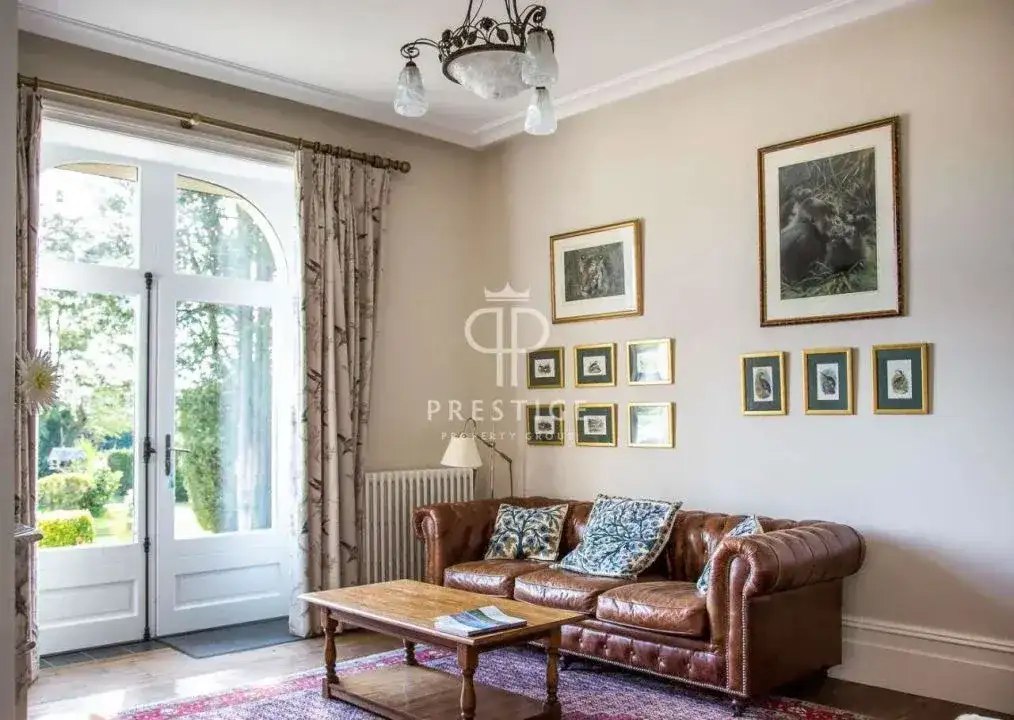 Castle 440m² in France, Exidoy. Priced at 1290000€ rent photo-16