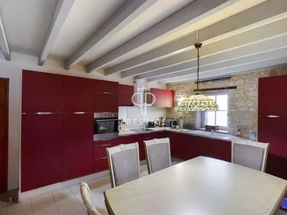 Castle 495m² in France, Dür. Priced at 825000€ rent photo-16