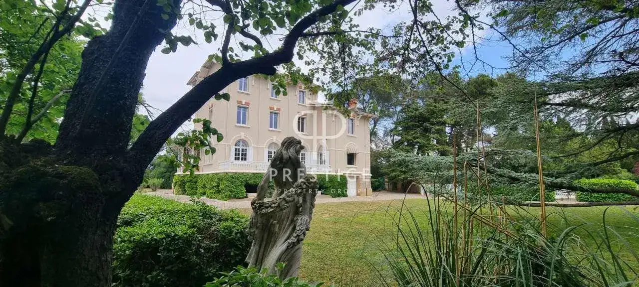 Castle 455m² in France, Каркасон. Priced at 1400000€ rent photo-8
