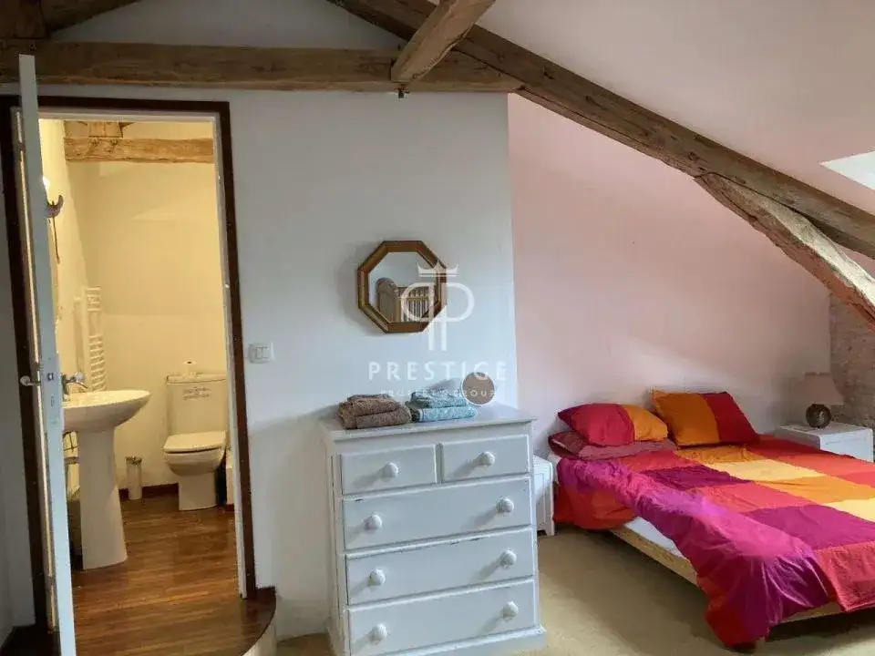 Castle 270m² in France, Lalbenque. Priced at 799000€ rent photo-1