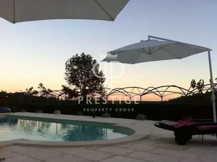 Castle 270m² in France, Lalbenque. Priced at 799000€ rent photo-12