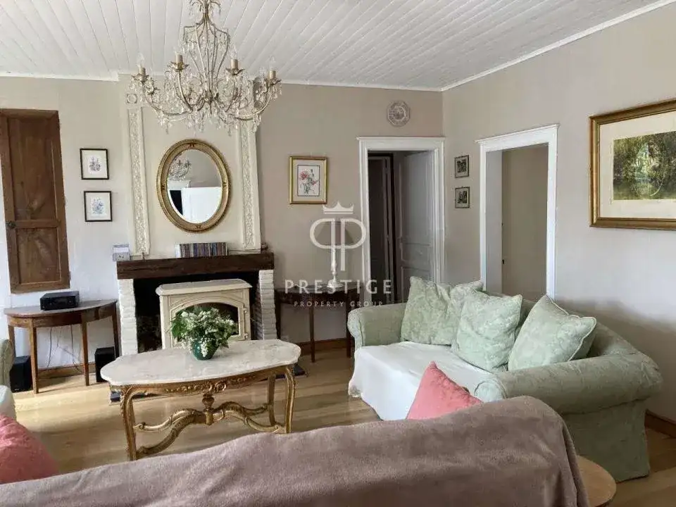 Castle 270m² in France, Lalbenque. Priced at 799000€ rent photo-14