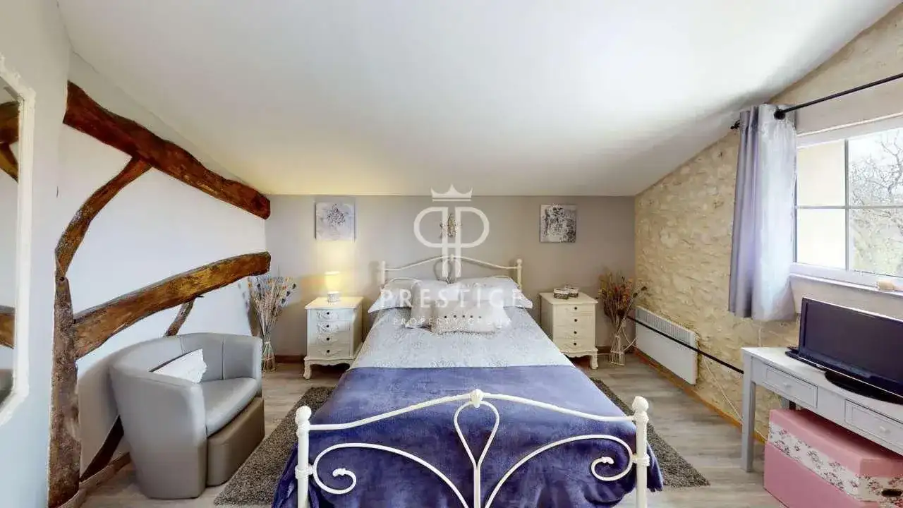 Castle 500m² in France, Monestier. Priced at 1150000€ rent photo-7