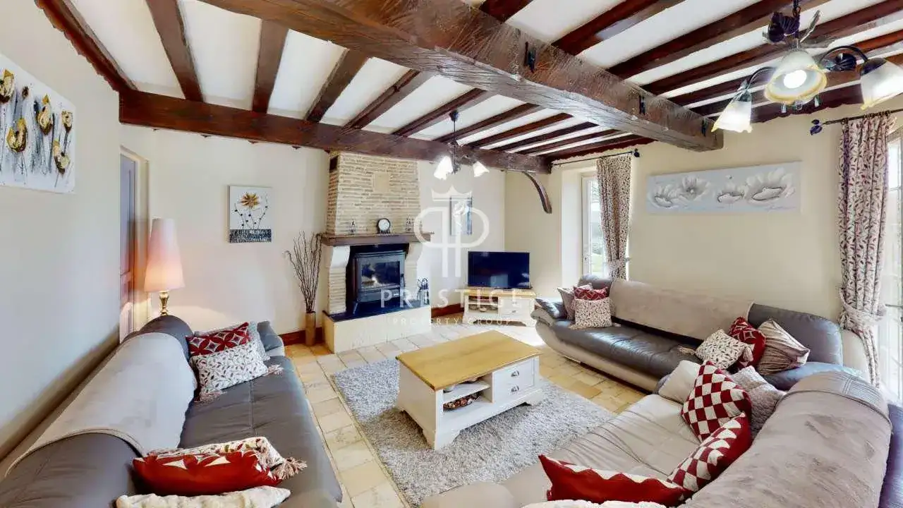 Castle 500m² in France, Monestier. Priced at 1150000€ rent photo-16