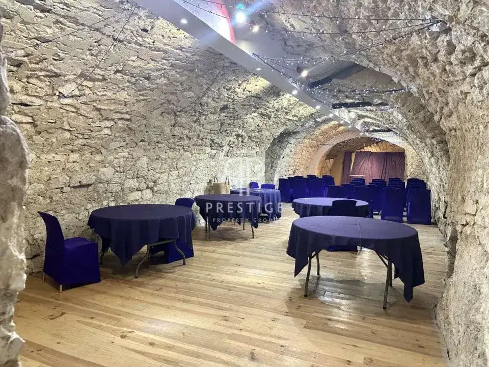 Castle 680m² in France, Bergerac. Priced at 950000€ rent photo-4