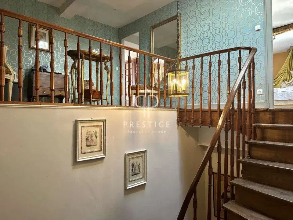 Castle 680m² in France, Bergerac. Priced at 950000€ rent photo-11