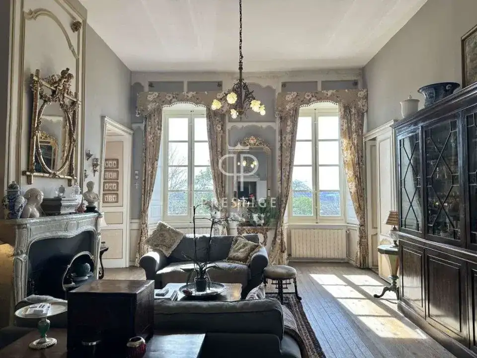 Castle 680m² in France, Bergerac. Priced at 950000€ rent photo-12