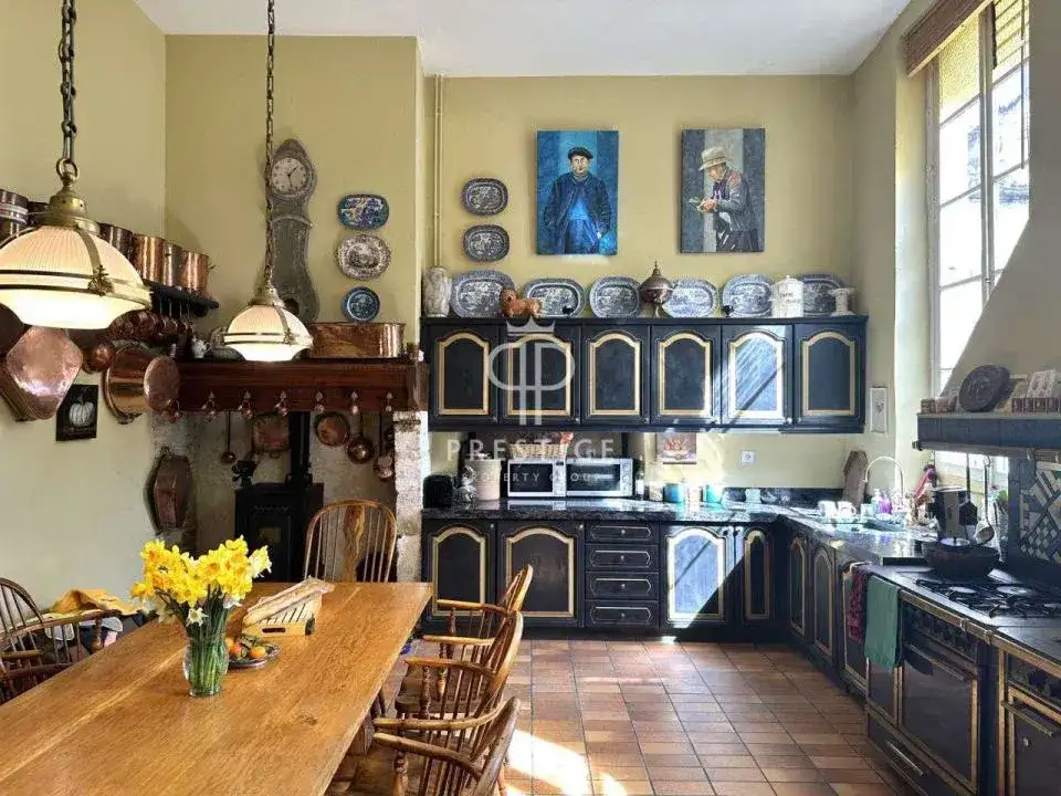 Castle 680m² in France, Bergerac. Priced at 950000€ rent photo-15