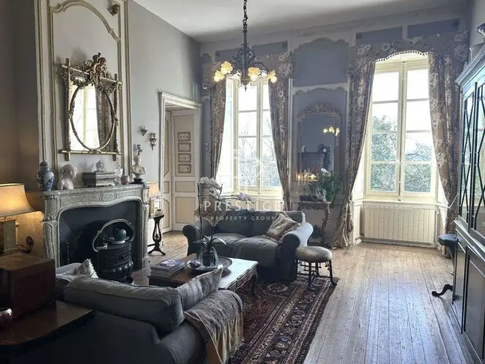 Castle 680m² in France, Bergerac. Priced at 950000€ rent photo-19