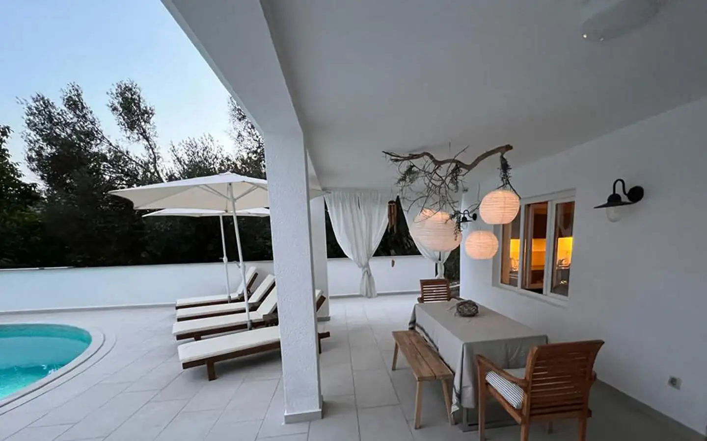 House 212m² in Montenegro, Herceg Novi. Priced at 570000€ rent photo-12