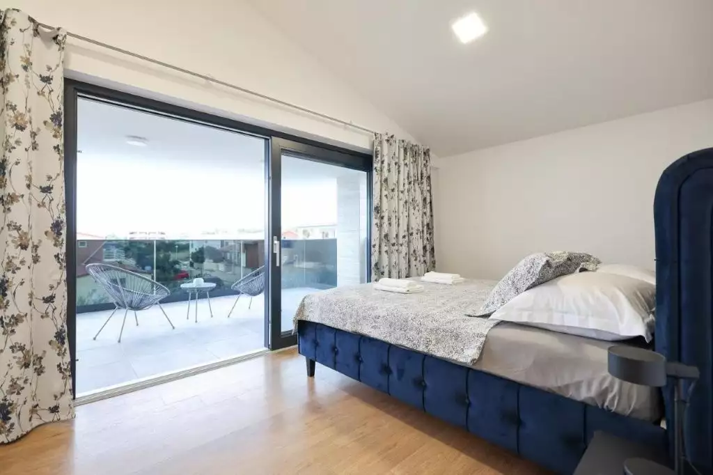 Villa 300m² in Portugal, Tavira. Priced at 849000€ rent photo-15