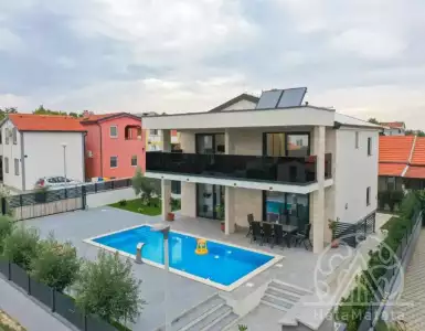 Buy in Portugal for 849000€