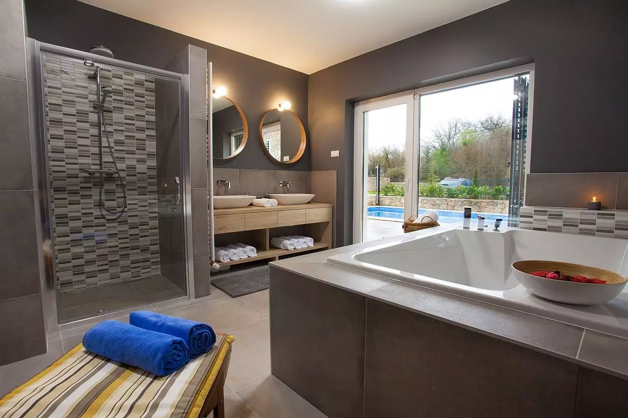 Villa 185m² in Croatia, Kras. Priced at 750000€ rent photo-6