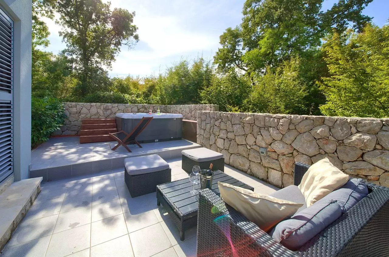 Villa 185m² in Croatia, Kras. Priced at 750000€ rent photo-21