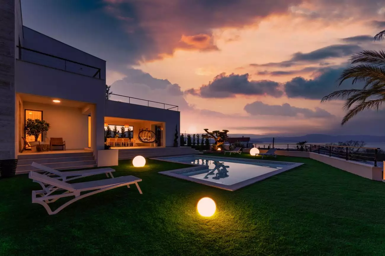 Villa 390m² in Croatia, Krka. Priced at 1520000€ rent photo-5