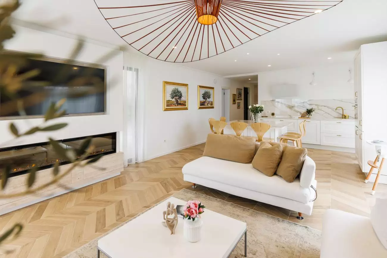 Villa 390m² in Croatia, Krka. Priced at 1520000€ rent photo-17