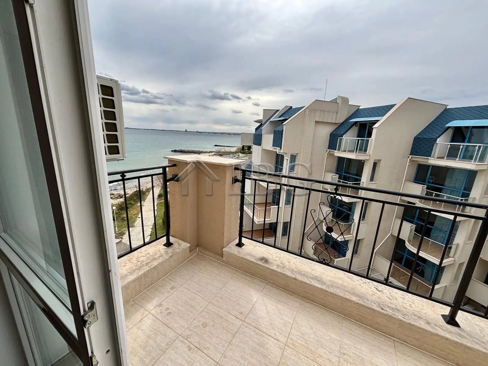Flat 56m² in Bulgaria, Sveti Vlas. Priced at 127000€ rent photo-4