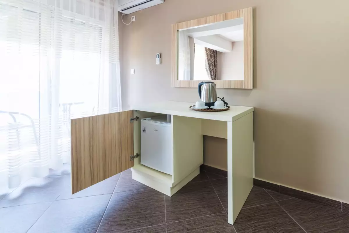 Hotels 1800m² in Montenegro, Ulcinj. Priced at 2700000€ rent photo-3