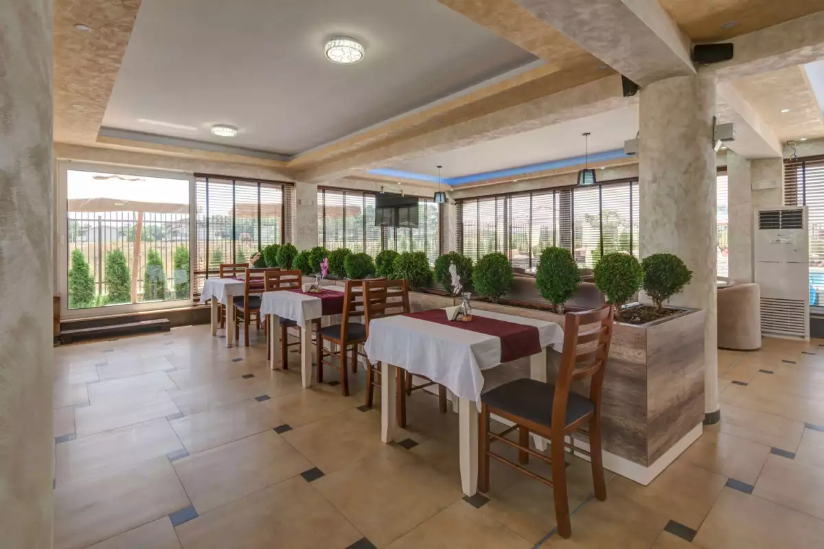Hotels 1800m² in Montenegro, Ulcinj. Priced at 2700000€ rent photo-9