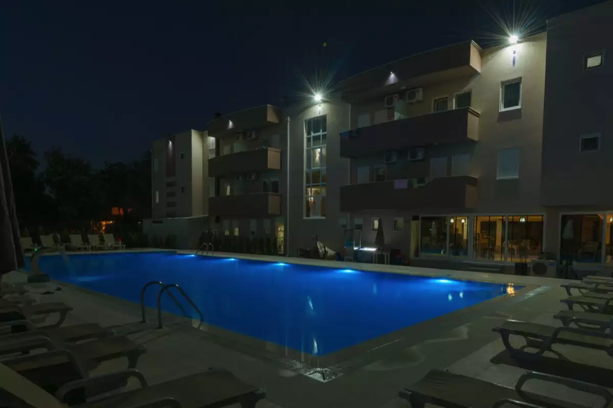 Hotels 1800m² in Montenegro, Ulcinj. Priced at 2700000€ rent photo-21