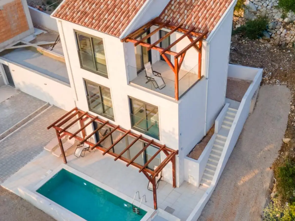 House 114m² in Montenegro, Blizikuce. Priced at 495000€ rent photo-8