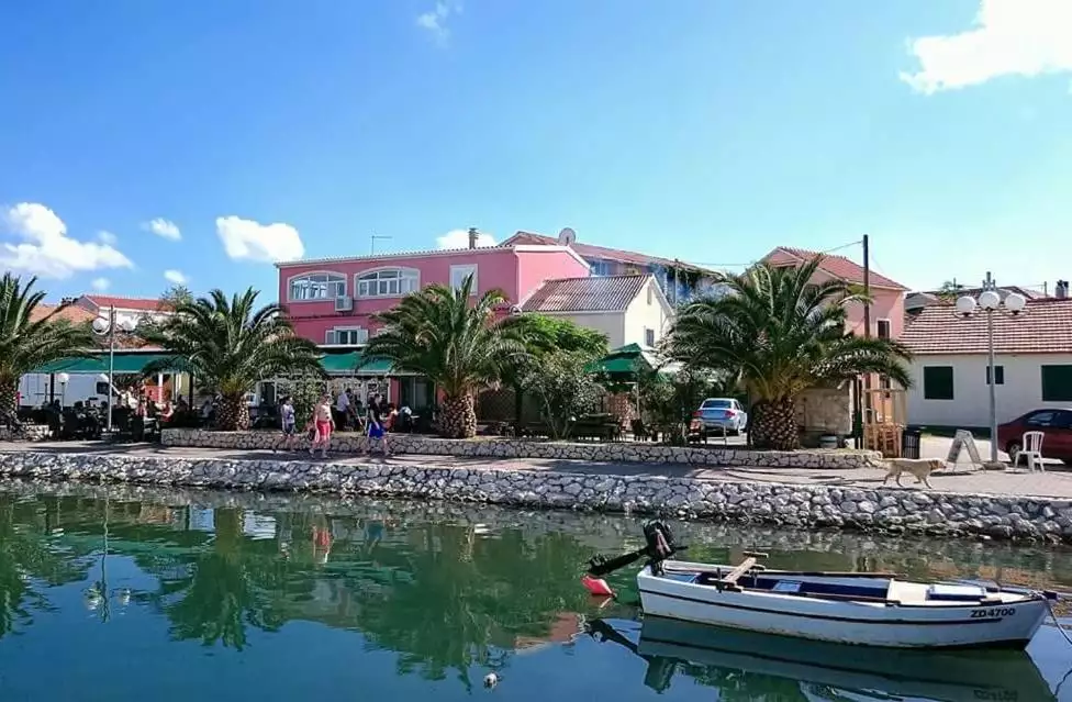 Hotels 375m² in Croatia, Zadar. Priced at 1580000€ rent photo-2