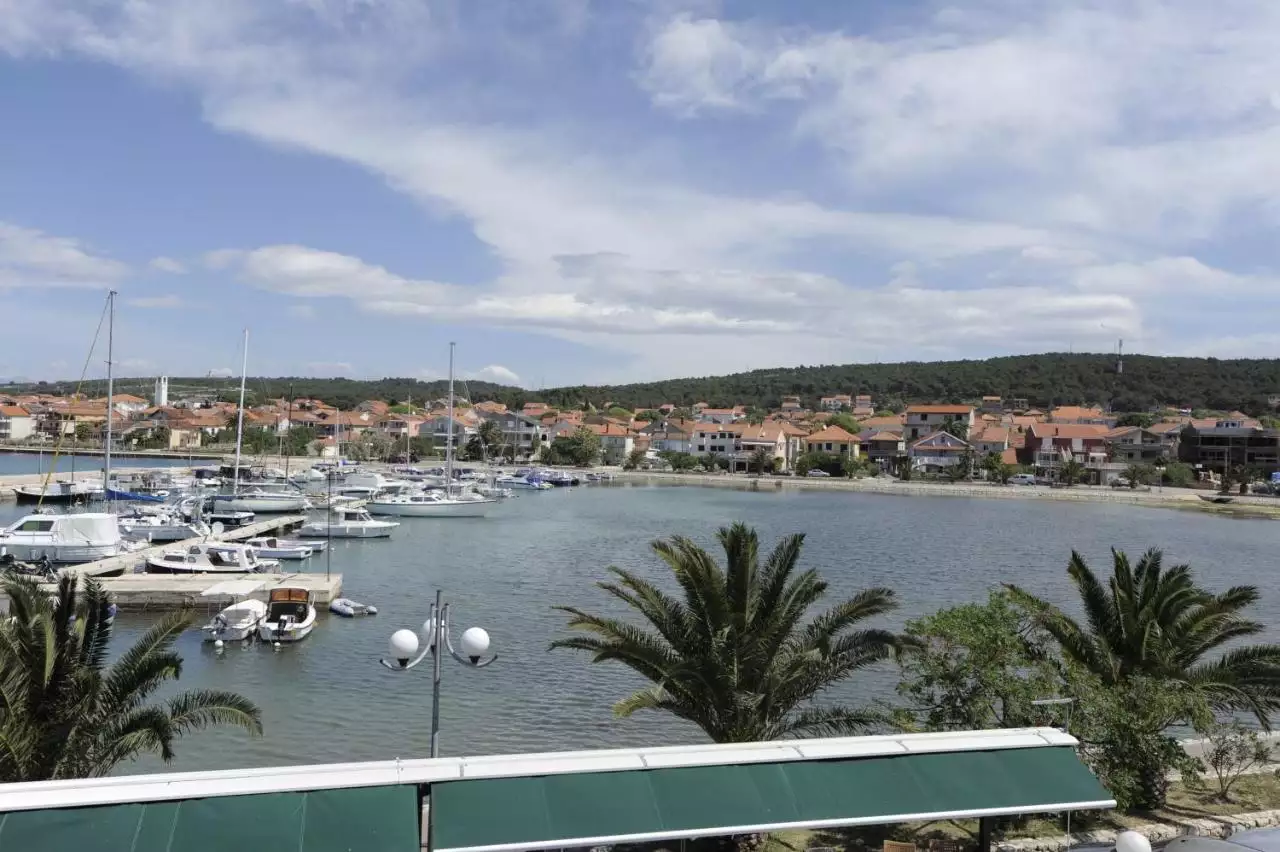 Hotels 375m² in Croatia, Zadar. Priced at 1580000€ rent photo-5