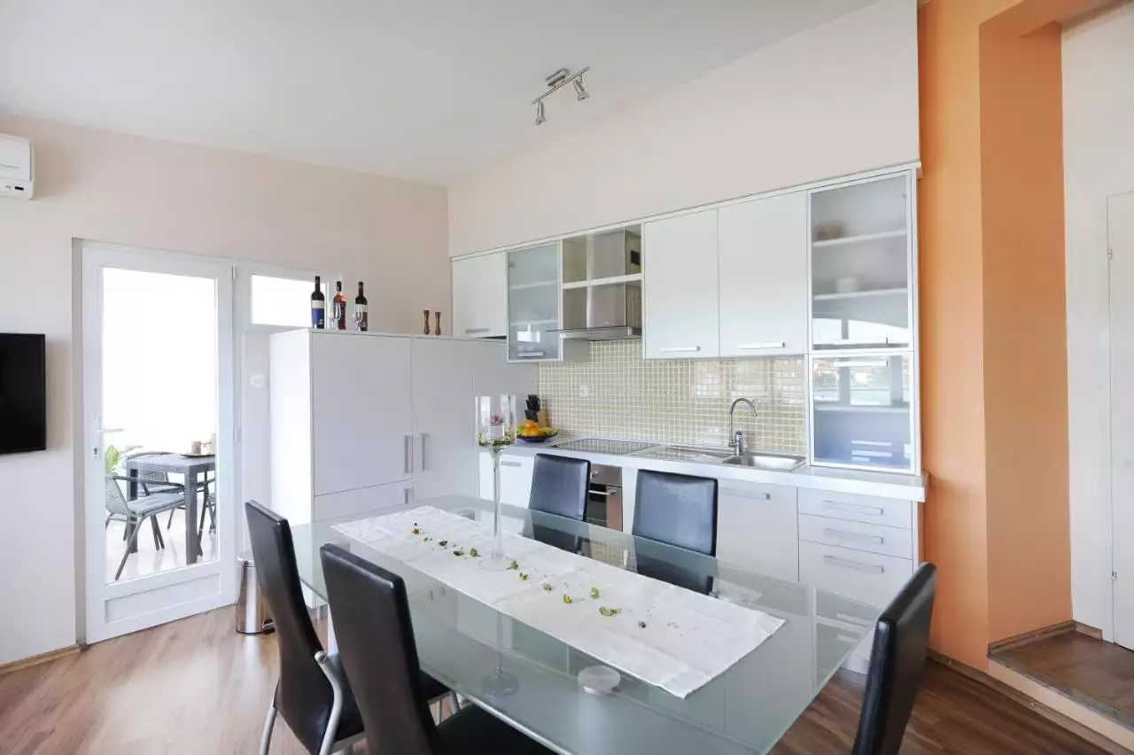 Hotels 375m² in Croatia, Zadar. Priced at 1580000€ rent photo-12