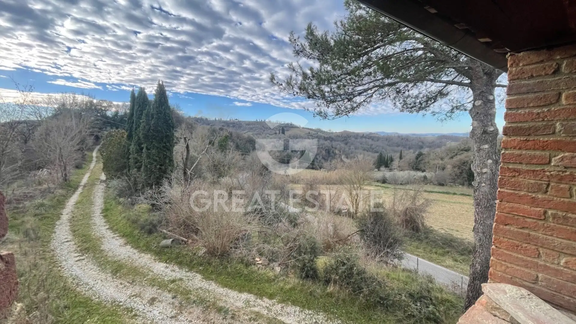 House 486m² in Italy, Siena. Priced at 580000€ rent photo-9