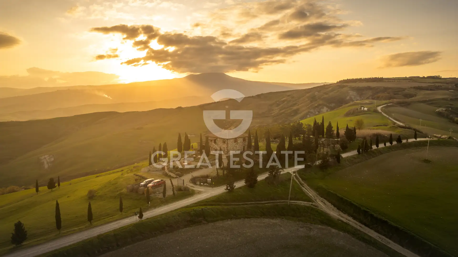 House 534m² in Italy, Siena. Priced at 1900000€ rent photo-15