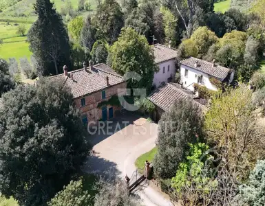 Buy in Italy for 1770000€