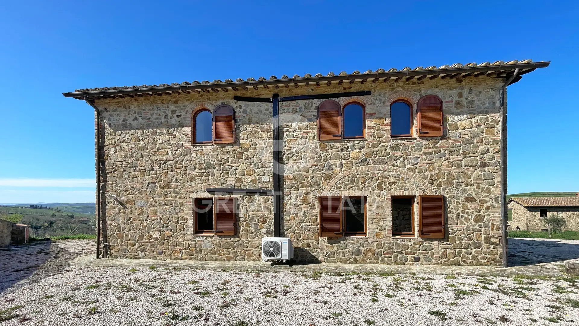 House 146m² in Italy, Siena. Priced at 490000€ rent photo-4