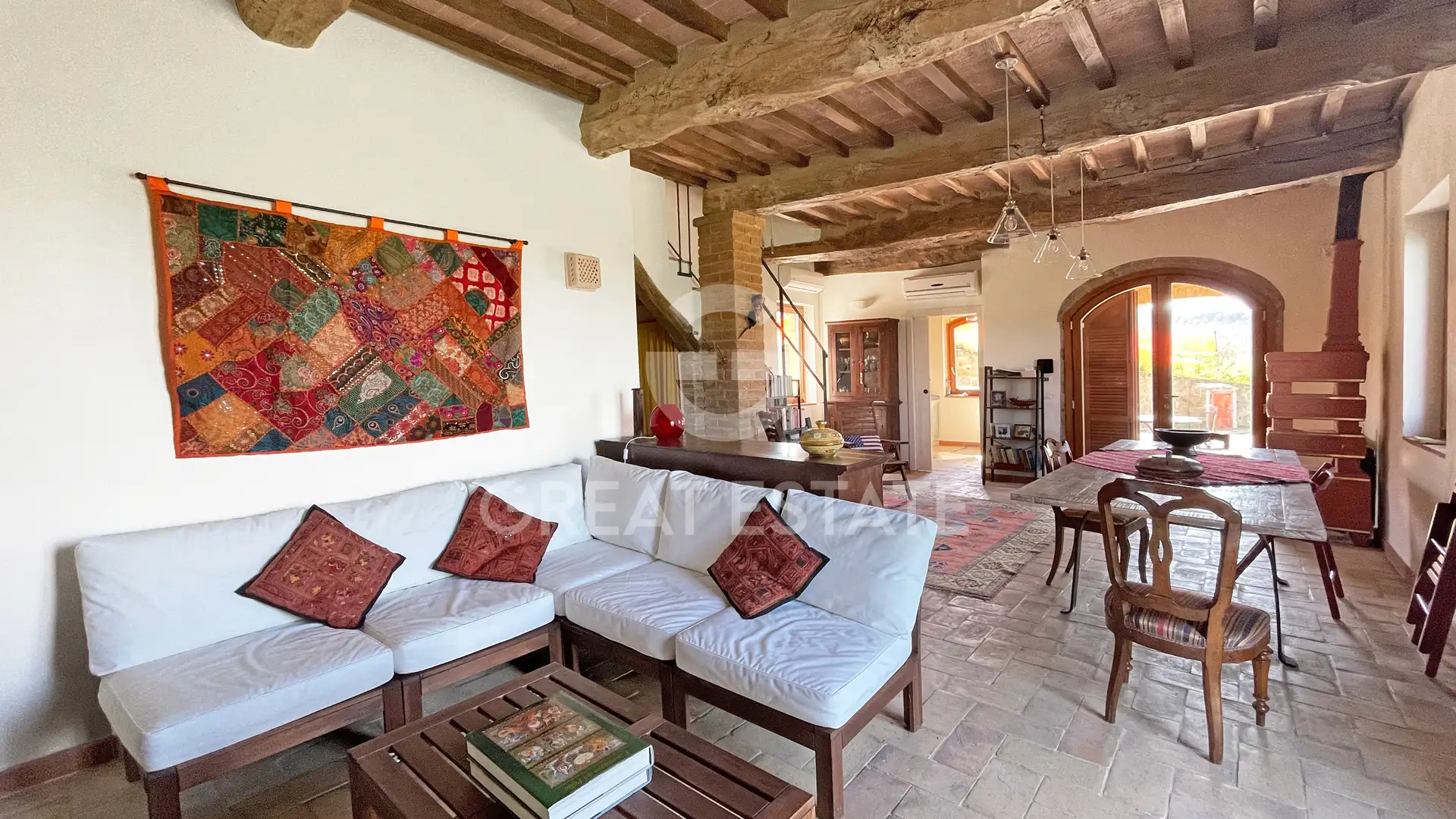 House 146m² in Italy, Siena. Priced at 490000€ rent photo-13