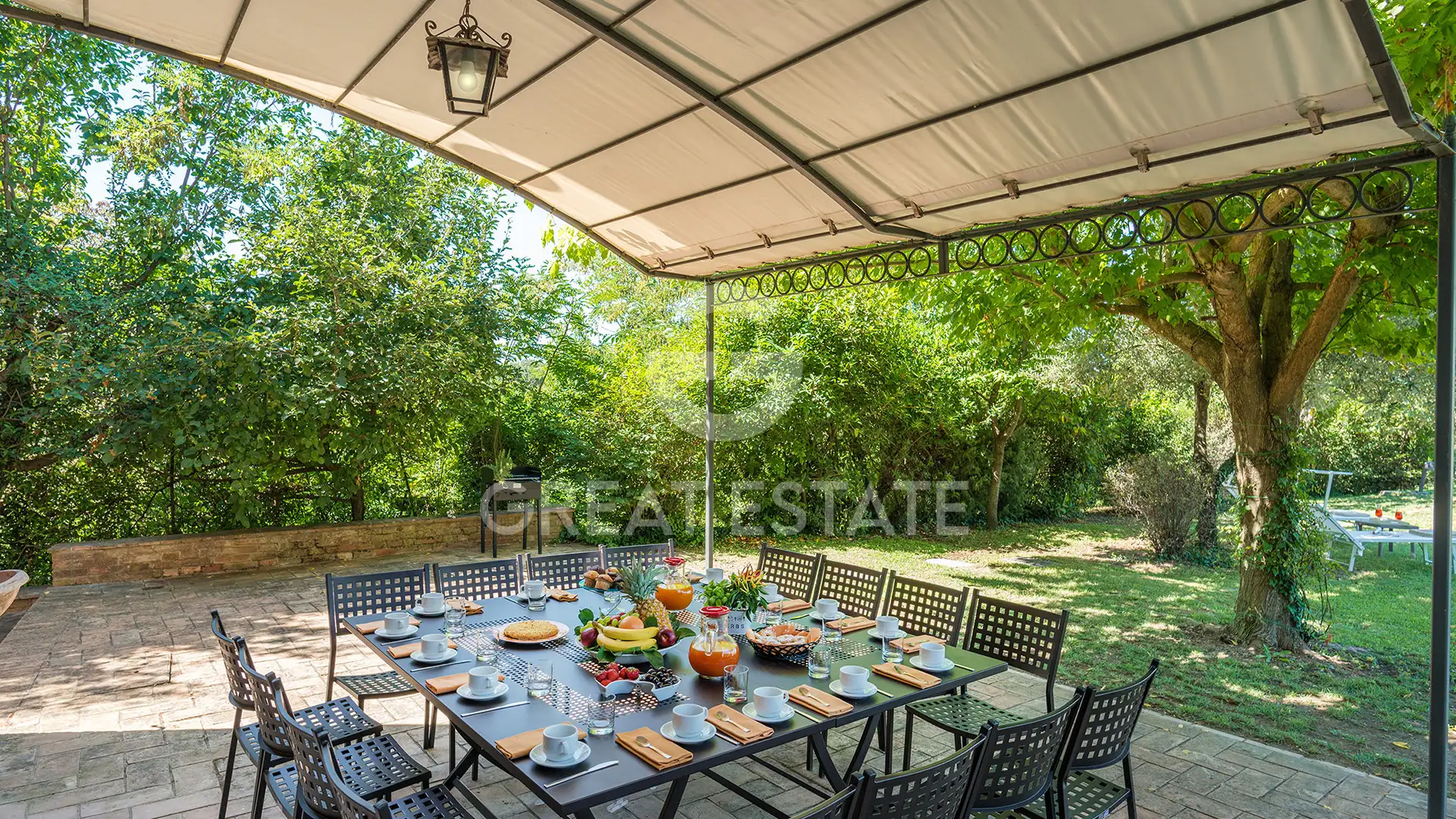 House 698m² in Italy, Siena. Priced at 2000000€ rent photo-6