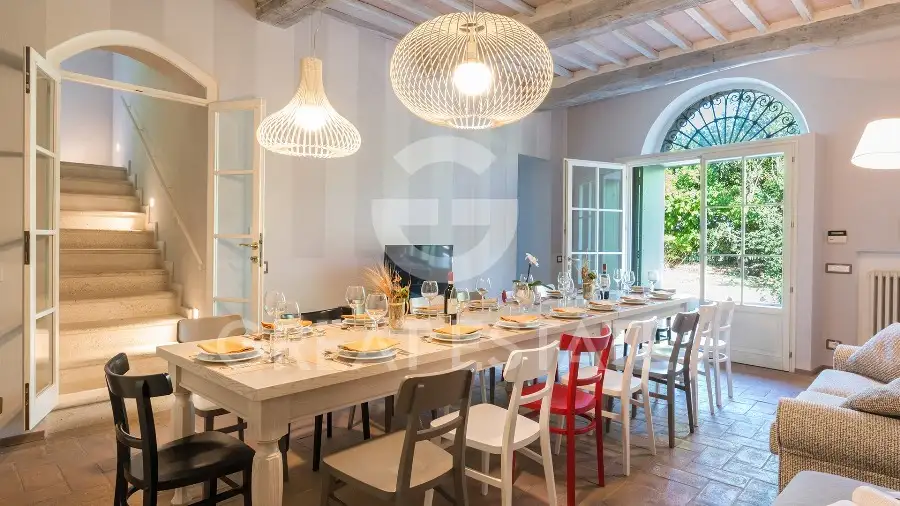 House 698m² in Italy, Siena. Priced at 2000000€ rent photo-12