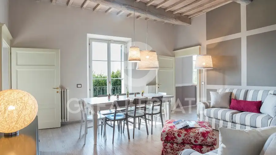 House 698m² in Italy, Siena. Priced at 2000000€ rent photo-14